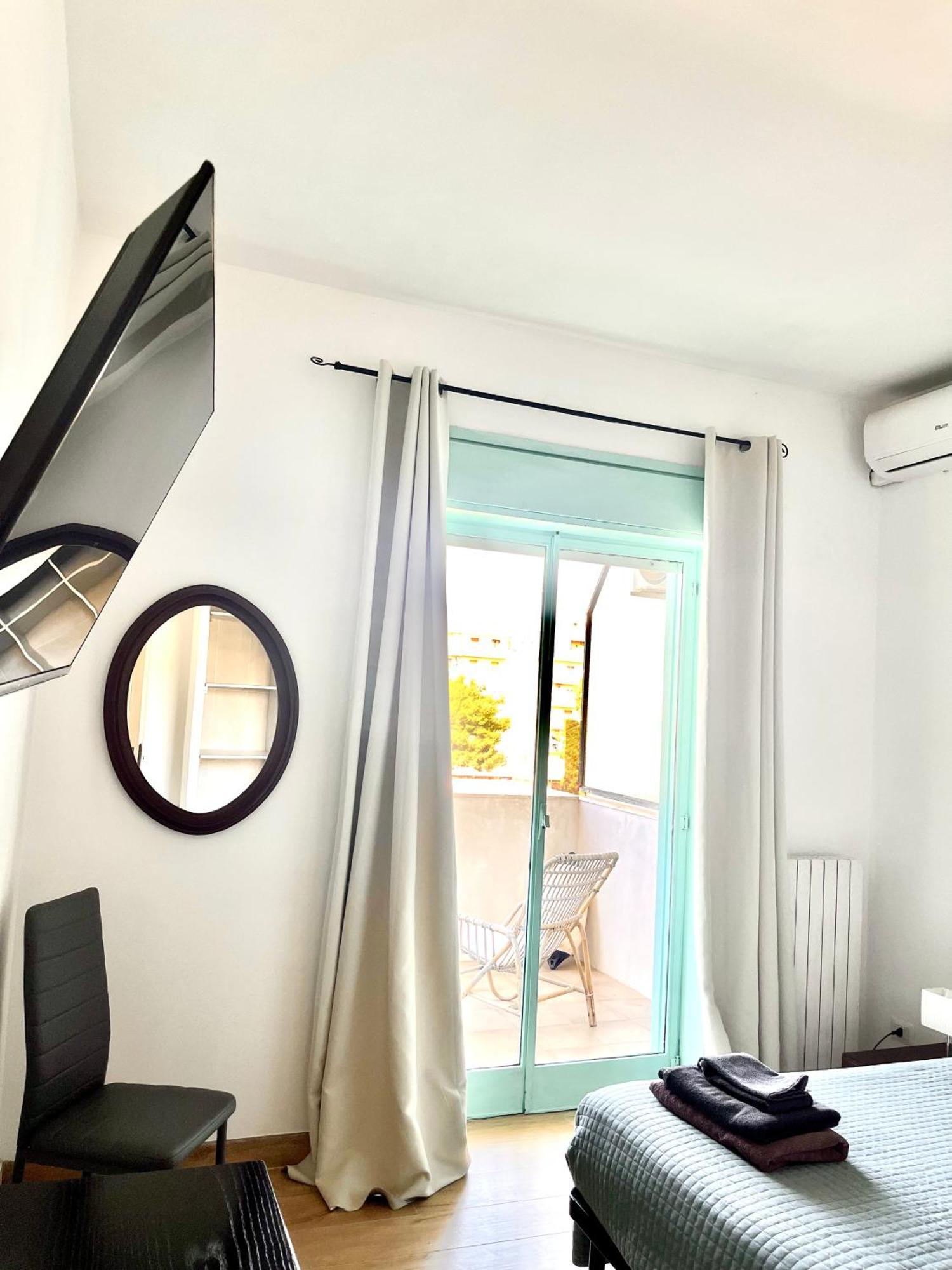 Puglia Low-Cost, Holiday Home Brindisi Eksteriør bilde